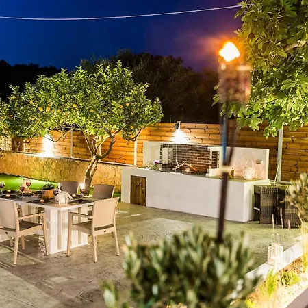 Villa Anatoli *